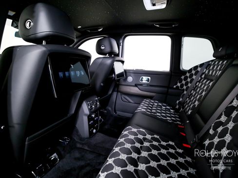 New 2026 Rolls-Royce Cullinan image 19