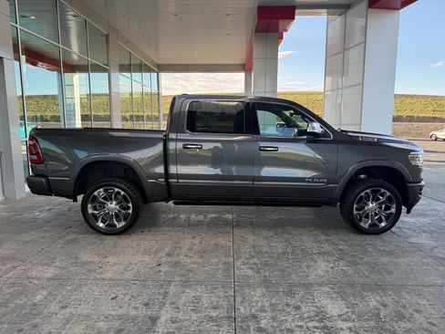 Used 2022 RAM 1500 Limited w/ Body Color Bumper Group AWD/4WD image 11