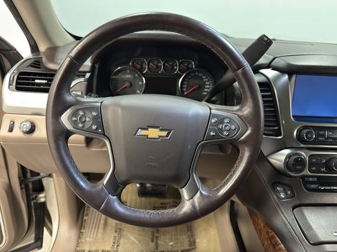Used 2016 Chevrolet Suburban LTZ image 17