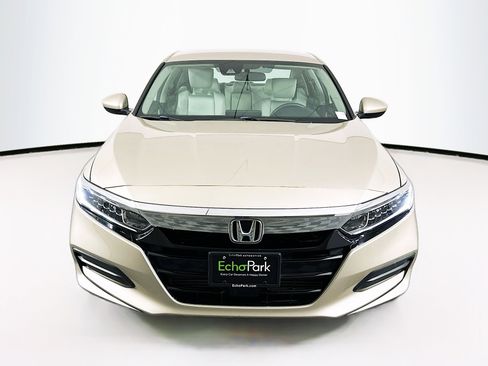 Used 2019 Honda Accord LX image 2