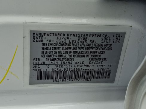Certified 2025 Nissan Sentra SV FWD image 27
