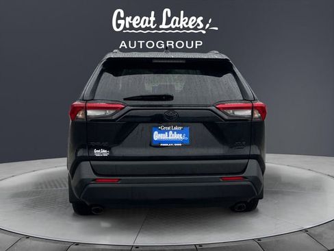 Used 2023 Toyota RAV4 XLE Premium AWD/4WD image 4