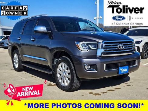 Used 2021 Toyota Sequoia Platinum image 1