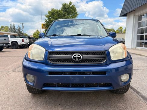 Used 2004 Toyota RAV4 4WD image 3