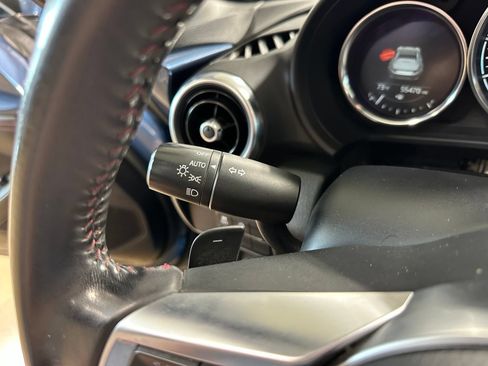 Used 2019 MAZDA MX-5 Miata RF Grand Touring RWD image 20