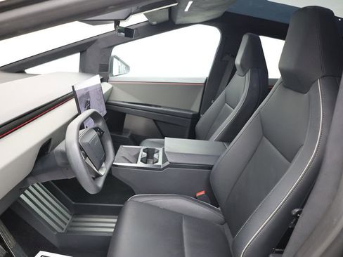 Used 2024 Tesla Cybertruck AWD Crew Cab image 22