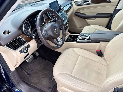 Used 2019 Mercedes-Benz GLE 400 4MATIC w/ Premium 1 Package image 25