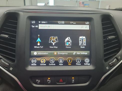 Certified 2023 Jeep Cherokee Altitude Lux AWD/4WD image 41