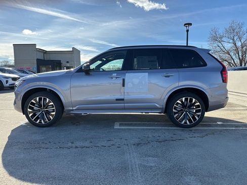 New 2026 Volvo XC90 B6 Ultra w/ Lounge Package image 4