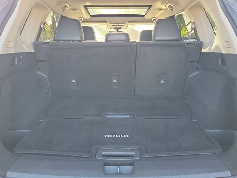 Certified 2021 Nissan Rogue SL image 10