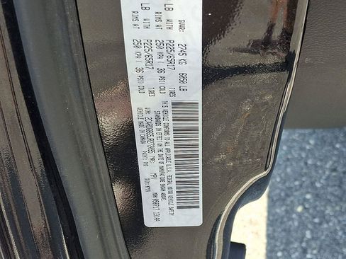 Used 2018 Dodge Grand Caravan SE FWD image 22