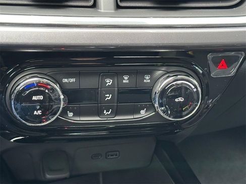 New 2026 Chevrolet Trax ACTIV w/ Driver Confidence Package image 26