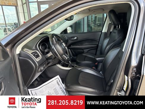 Used 2021 Jeep Compass Latitude image 13