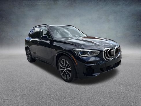 Used 2023 BMW X5 xDrive45e w/ Executive Package image 8
