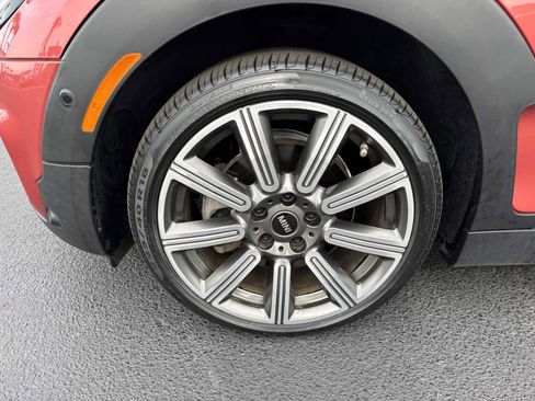 Certified 2024 MINI Cooper Clubman S image 10