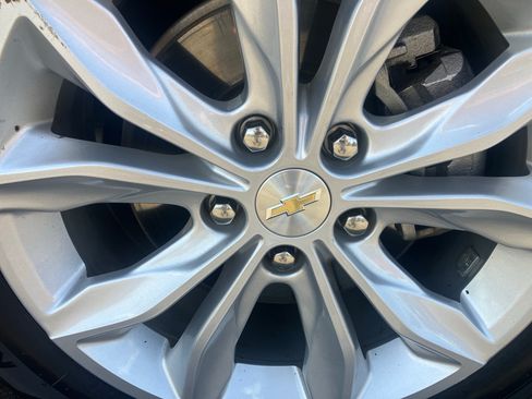 Used 2022 Chevrolet Malibu LT FWD image 9