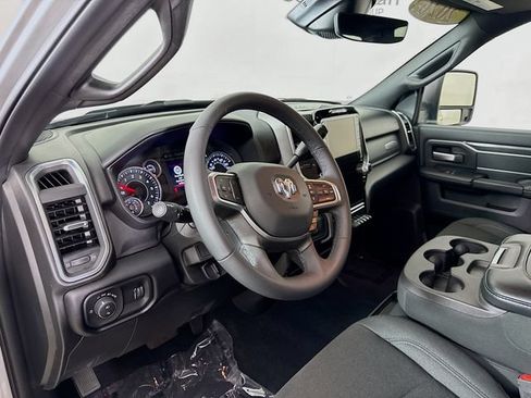 Used 2026 RAM 2500 Big Horn AWD/4WD image 9