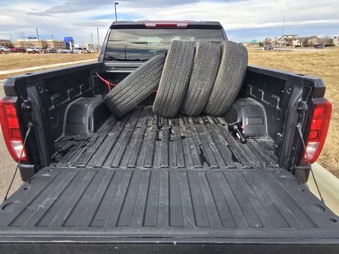 Used 2025 GMC Sierra 1500 Elevation w/ LPO, Elevation Black Package image 12