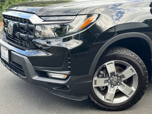 Used 2025 Honda Ridgeline RTL image 3