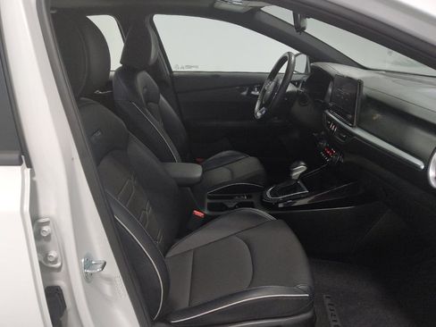 Used 2023 Kia Forte GT-Line w/ GT-Line Premium Package FWD image 21