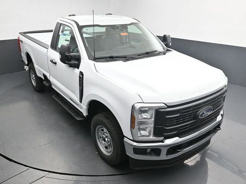 New 2026 Ford F250 XL w/ FX4 Off-Road Package image 14