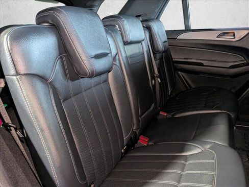 Used 2019 Mercedes-Benz GLE 43 AMG 4MATIC image 21