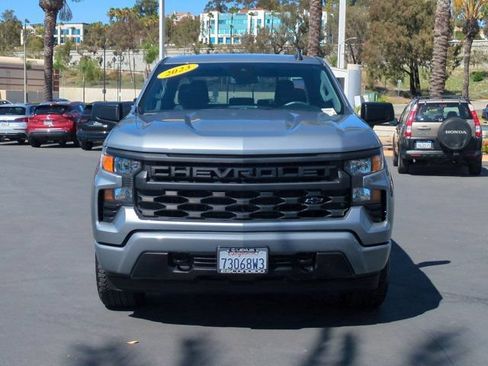 Used 2023 Chevrolet Silverado 1500 Custom w/ 2.7L Blackout Package RWD image 2
