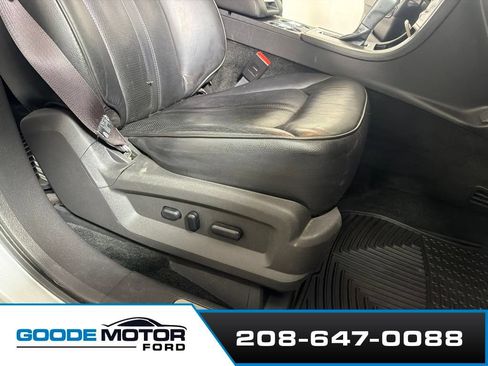 Used 2013 Lincoln MKX AWD image 24