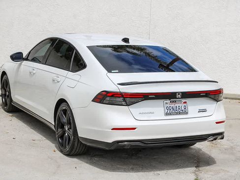 Used 2024 Honda Accord Sport image 8