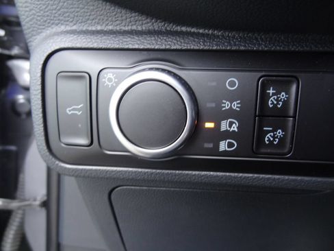 Used 2026 Ford Explorer Active AWD/4WD image 18