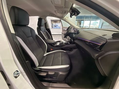 Certified 2025 Buick Envision Sport Touring image 12