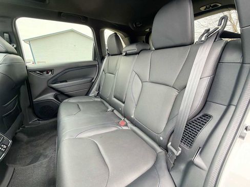 New 2026 Subaru Forester Limited AWD/4WD image 17