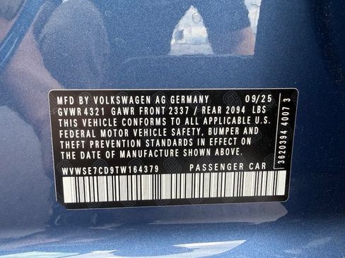 Used 2026 Volkswagen GTI SE FWD image 10
