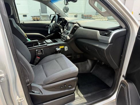 Used 2019 Chevrolet Tahoe 2WD w/ Remote Keyless Entry Package image 39