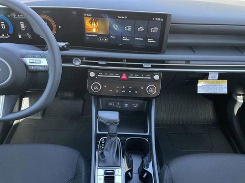 New 2026 Hyundai Tucson SEL FWD image 18