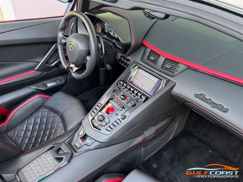 Used 2019 Lamborghini Aventador S AWD/4WD image 36