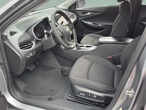 Used 2024 Chevrolet Malibu LT FWD image 12