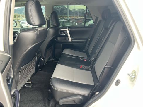 Used 2022 Toyota 4Runner SR5 Premium w/ Moonroof Package image 27