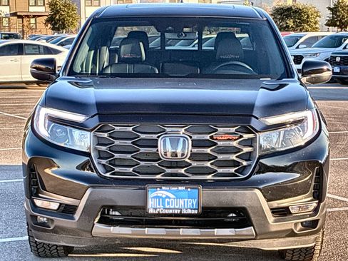 Certified 2025 Honda Ridgeline TrailSport image 9