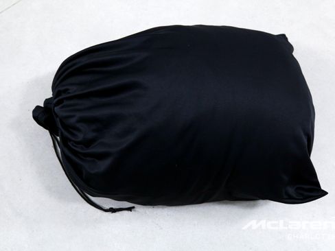 Used 2022 Lamborghini Urus image 32