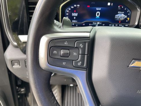 Used 2023 Chevrolet Silverado 1500 LTZ w/ LTZ Convenience Package II AWD/4WD image 17