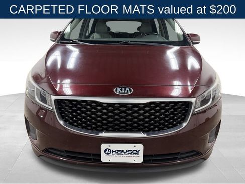 Used 2017 Kia Sedona LX w/ LX Essentials Premium Package image 5