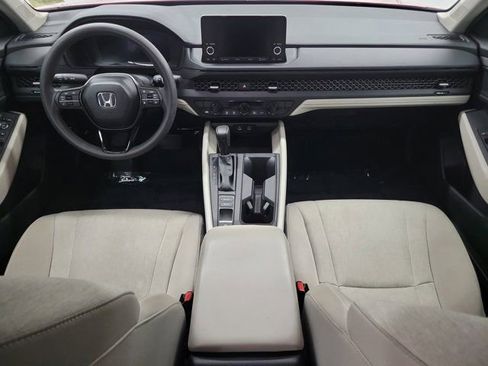 Certified 2025 Honda Accord SE image 14