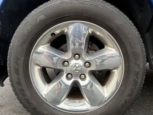 Used 2017 RAM 1500 Big Horn AWD/4WD image 9