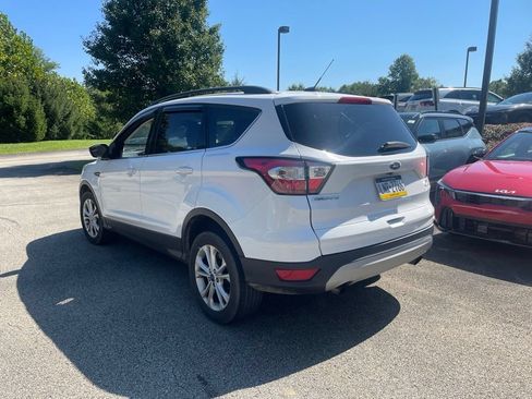 Used 2018 Ford Escape SE AWD/4WD image 6
