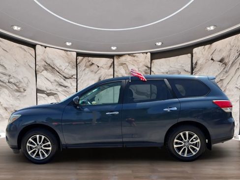Used 2013 Nissan Pathfinder S w/ Cargo Pkg image 6