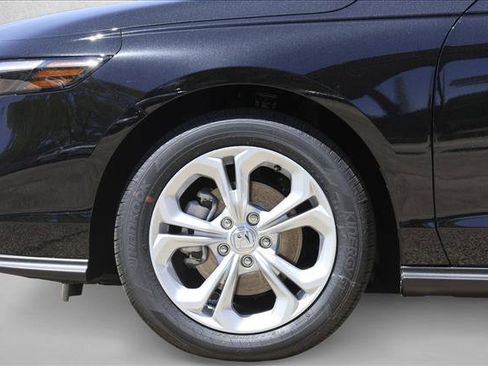 New 2026 Honda Accord LX image 9