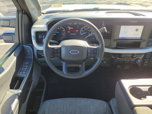 Used 2025 Ford F250 XLT image 23