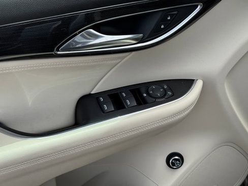 Used 2021 Buick Envision Preferred AWD/4WD image 10