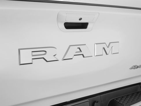 Used 2025 RAM 1500 Limited AWD/4WD image 56